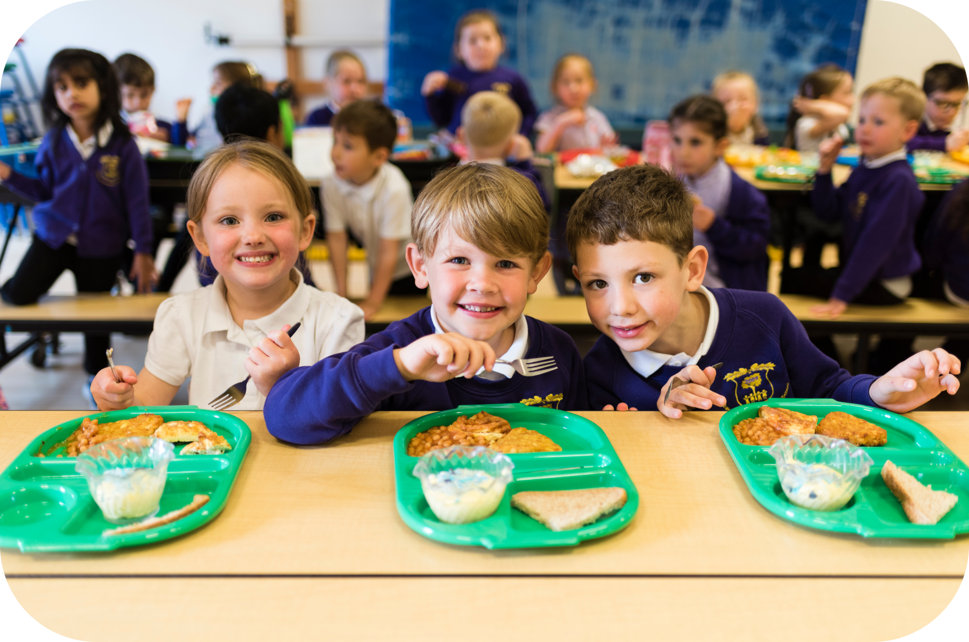 Children enjoying lunch at Oakhurst